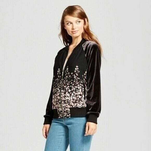 XL Velvet Black & Floral Jacket EUC So comfy! - Picture 2 of 14